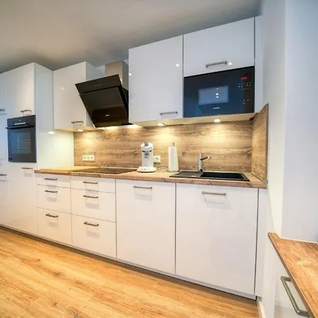 - Haus C, App 0c0503